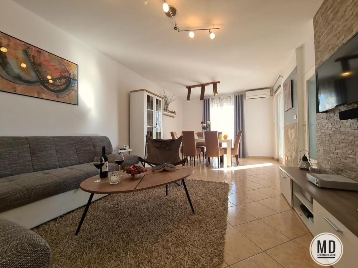 PUY Apartment Valery מראה חיצוני תמונה